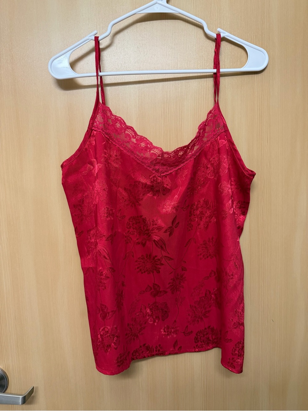 SHEIN Red Floral Satin Lace-Trim Cami